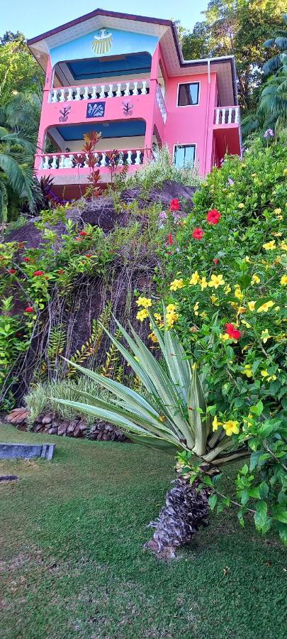 Les Elles Guesthouse Self Catering Baie Lazare  Esterno foto