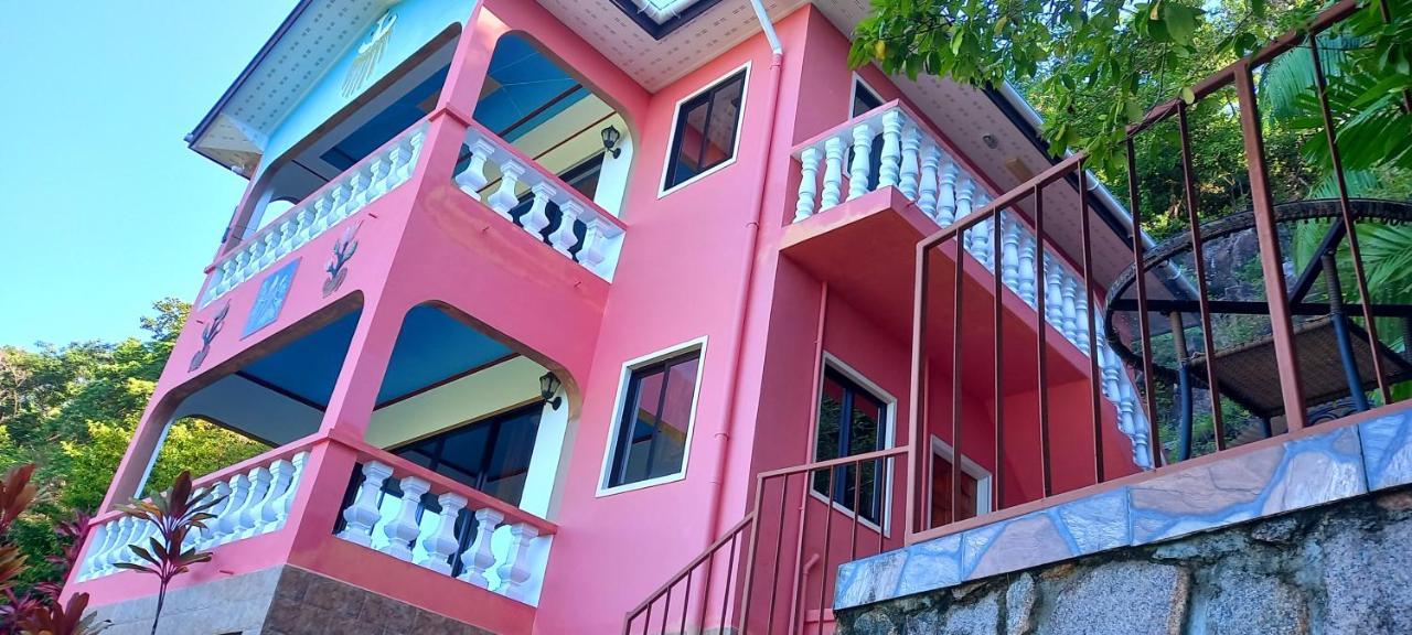 Les Elles Guesthouse Self Catering Baie Lazare  Esterno foto