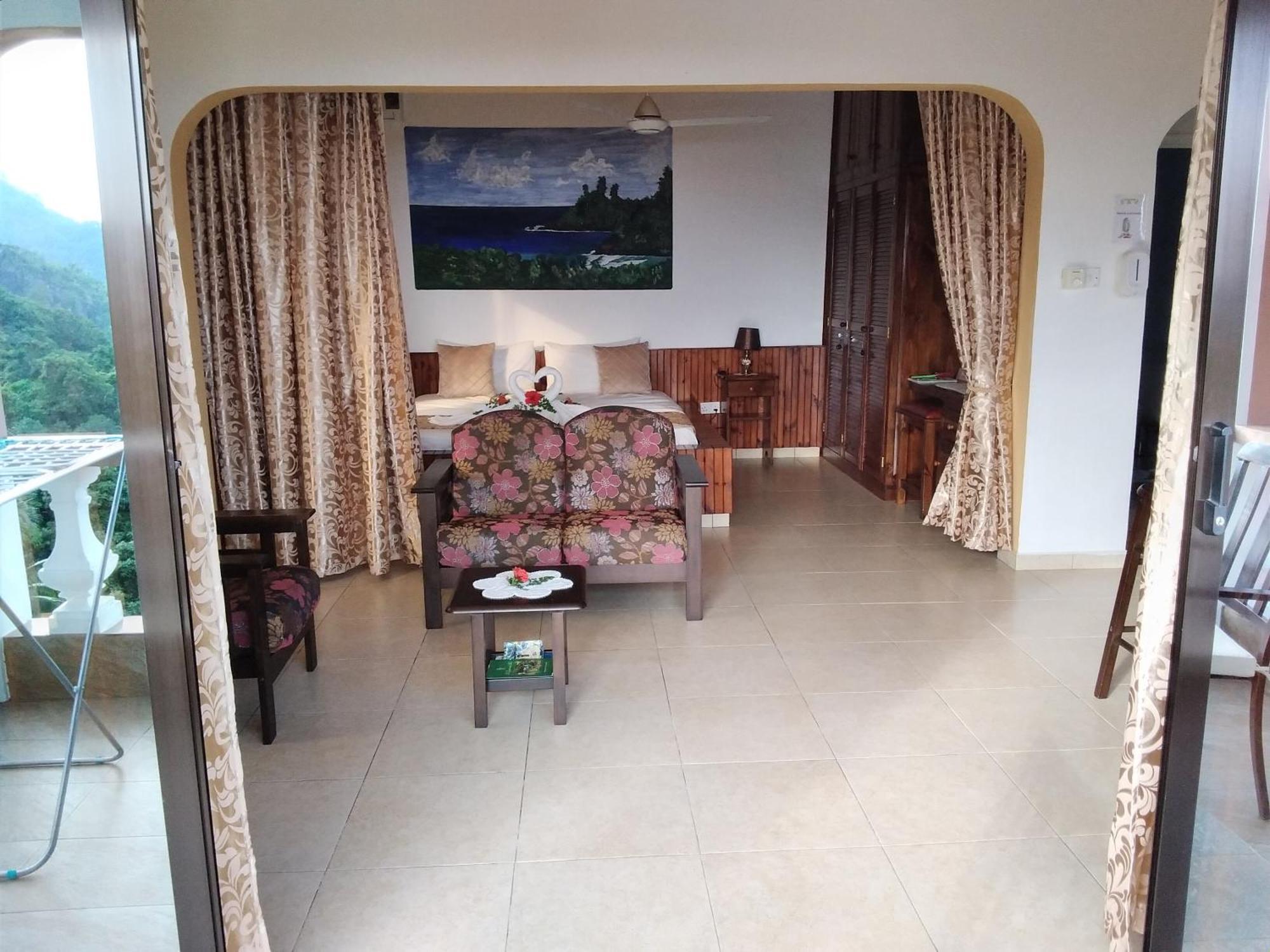 Les Elles Guesthouse Self Catering Baie Lazare  Camera foto