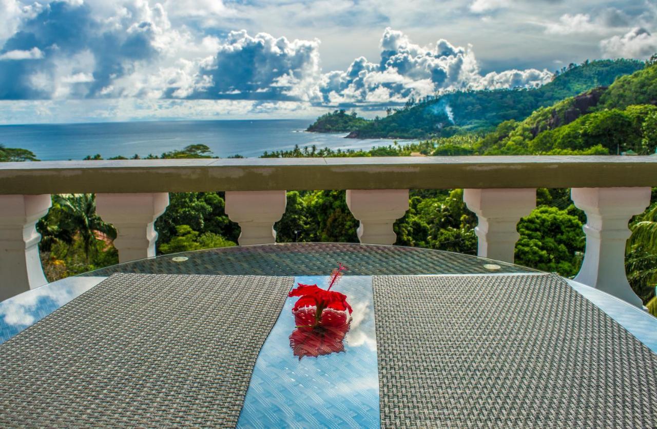 Les Elles Guesthouse Self Catering Baie Lazare  Esterno foto